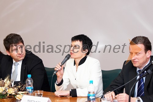 Robert Ličen, svetovalec predsednika uprave Gorenje d.d., Marta Kos Marko, predstavnica komunikatorjev, in Bojan Šrot, župan občine Celje in predsednik SLS