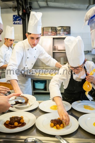 Maturanti Srednje šole za gostinstvo in turizem Maribor zavrteli kuhalnice