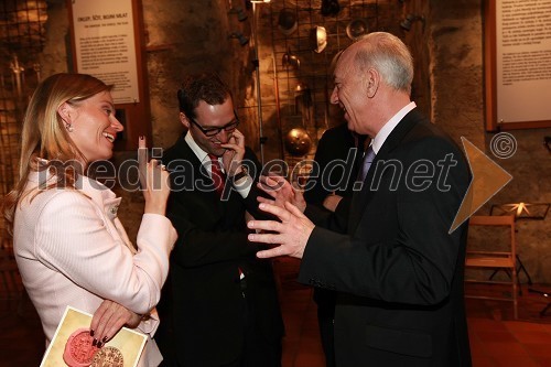 Katarina Kresal, ministrica za notranje zadeve, Matija Sevšek, svetovalec na Ministrstvu za notranje zadeve, in Janez Ujčič, generalni direktor RTS in mestni svetnik MOM