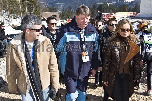 Janko Goršek, vršilec dolžnosti direktorja Policije, Drago Bahun, predsednik OK Planica, in Katarina Kresal, ministrica za notranje zadeve