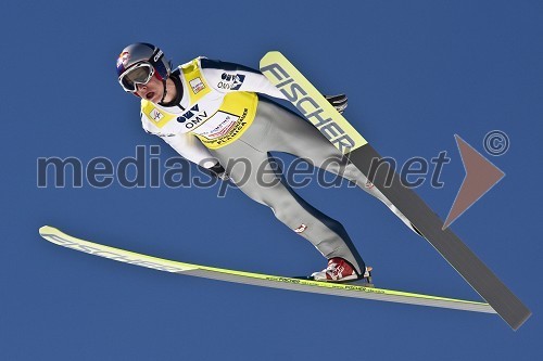 Gregor Schlierenzauer, avstrijski smučarski skakalec in zmagovalec svetovnega pokala v smučarskih skokih v sezoni 2008/2009