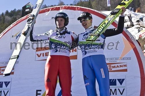 Robert Kranjec, slovenski smučarski skakalec in Simon Ammann, švicarski smučarski skakalec