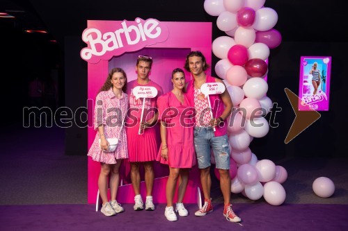 Queen's Night in Barbie party v Mariboxu