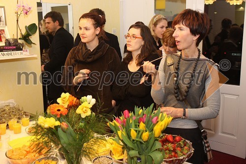 Maja Malus, dokumentaristka, Tina Princ, urednica kulturnega uredništva RTS in Alenka Zupan, svetovalka v Colour me beautiful