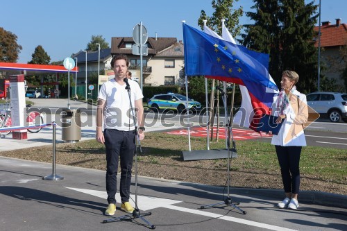 Kranj dobil prvo parkirišče »Park & Ride«