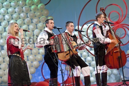 Ansambel Roka Žlindre, izvajalci Slovenskega valčka 2009 in zmagovalci festivala Slovenska polka in valček 2009