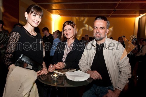 Nataša Pinoza, miss Universe Slovenije 2006, Maja Štamol Droljc, modna oblikovalka in njen soprog Stane