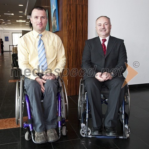 Gregor Gračnar, referent za šport Zveze paraplegikov Slovenije in Dane Kastelic, predsednik Zveze paraplegikov Slovenije