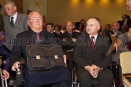 Boris Šušteršič, predsednik nacionalnega sveta invalidskih organizacij in Dane Kastelic, predsednik Zveze paraplegikov Slovenije