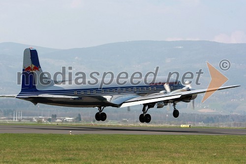 Letalo Douglas DC-6B (N996DM)