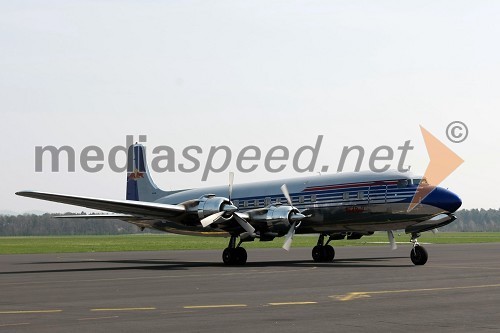 Letalo Douglas DC-6B