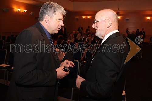 Andrej Verlič, podžupan Mestne občine Maribor in Vlado Podhostnik, sekretar Rotary Slovenija