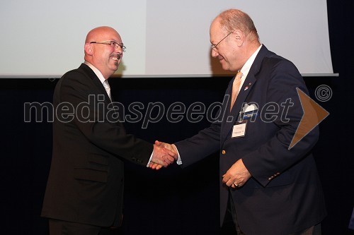 Borut Bizjak, direktor družbe Probanka Nepremičnine d.o.o. in Robert Nemling, guverner Rotary distrikta 1910