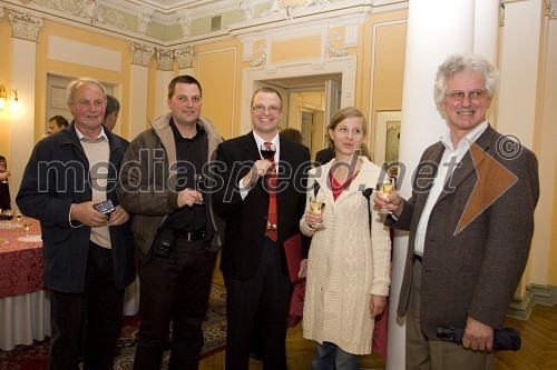 Ivan Uplaznik, Janez Uplaznik, dr. Marko Uplaznik, doktor znanosti s področja matematike in fizike, Irena Dolenc, Stanko Vaserman