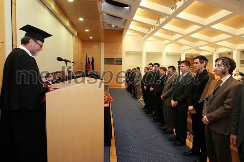 Prof. dr. Ivan Rozman, rektor Univerze v Mariboru in doktoranti