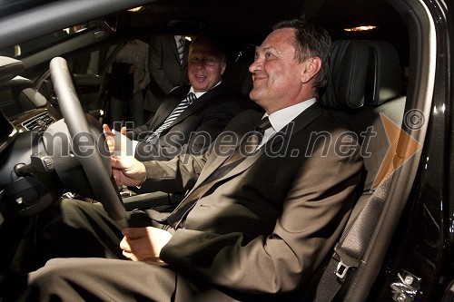 Mark Heinrich, predsednik regije BMW Group Centralna in Vzhodna Evropa in Zoran Jankovič, župan Ljubljane