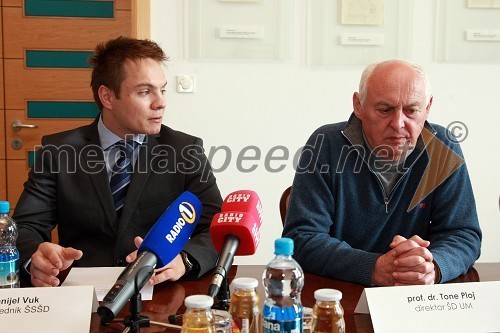 Danijel Vuk, predsednik Študentskega sveta Študentskih domov in prof. dr. Tone Ploj, direktor Študentskih domov Univerze v Mariboru