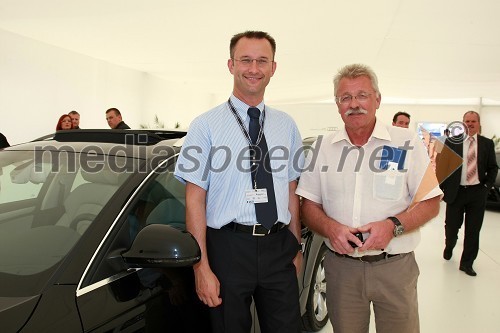 Darko Horvat, direktor programa Audi pri Porsche Slovenija in  	Marjan Bauer, urednik Slovenskih Novic