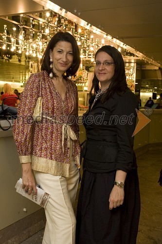 Nataša Jelič, tiskovna predstavnica SNG Opera in balet Ljubljana in Tatjana Ažman, dramaturginja v SNG opera in balet