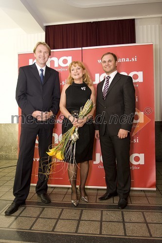 Gregor Golobič, minister za visoko šolstvo, znanost in tehnologijo, dr. Bojana Žvan, predstojnica Kliničnega oddelka za nevrologijo na ljubljanskem UKC, znanstvenica leta 2009 in Matej Raščan, direktor in lastnik podjetja Rašica Point d.o.o. in podjetja Delo revije, d.d.