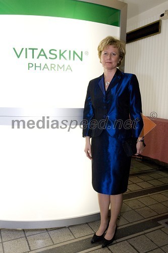 Elizabeta Suhadolc, direktorica marketinga in direktorica programa za farmacevtiko Krka d.d