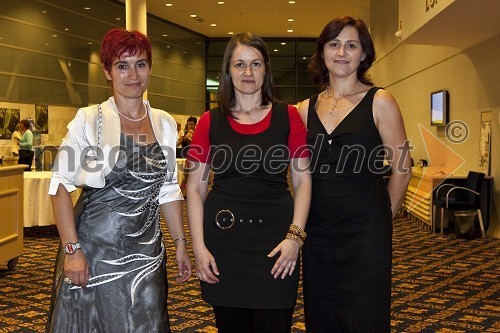 Dr. Daniela Brečko, direktorica Planet GV, Gordana Rainer, Tajnica leta 2009 in Petra Ilar, urednica revije Poslovna asistenca