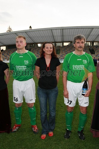 Andreas Stigler, član Vinske reprezentance Nemčije - Weinelf, Svetlana Širec, Vinska kraljica Slovenije 2008 in Lothar Böhm, trener Vinske reprezentance Nemčije - Weinelf