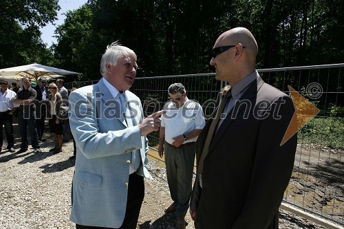 Prim. prof. dr. Erih Tetičkovič, predsednik Društva za varstvo in proti mučenju živali Maribor in ...