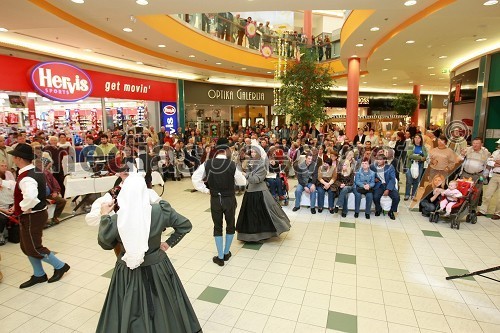 Folklorno društvo Lovrenc na Pohorju