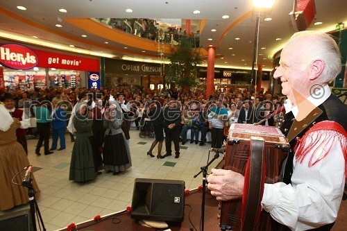 Lojze Slak, glasbenik