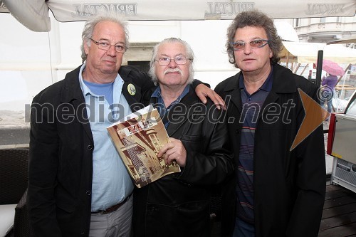 Drago Sodja - Čupi, glasbenik in glavni organizator, Dragiša Modrinjak, fotografska legenda ter Ivo Mojzer, pevec