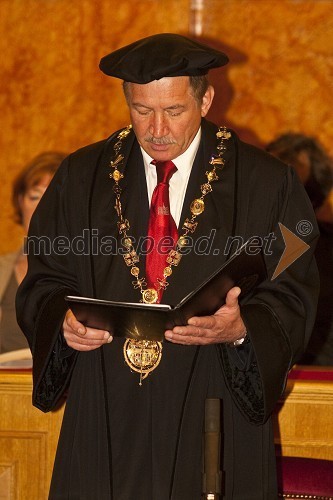 Prof. dr. Dušan Šuput, dekan Medicinske fakultete Univerze v Ljubljani