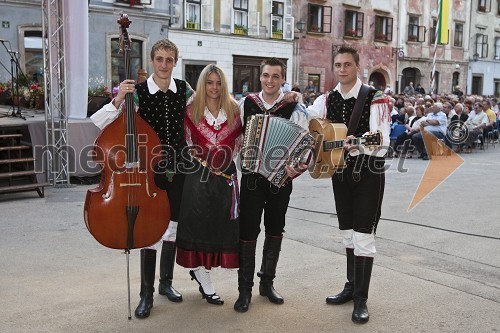 Ansambel Roka Žlindre