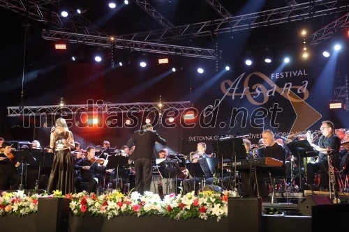 Gala večer slovenske popevke na Festivalu Arsana