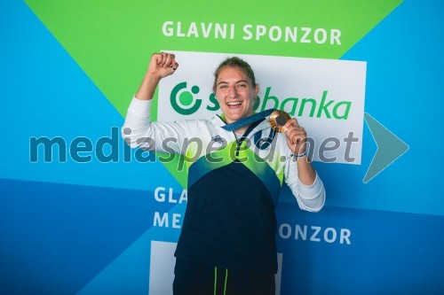 Novinarska konferenca, zlata judoistka Andreja Leški