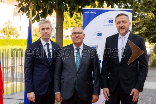 Skupina EIB v Ljubljani odprla fotografsko razstavo o dveh desetletjih članstva Slovenije v EU