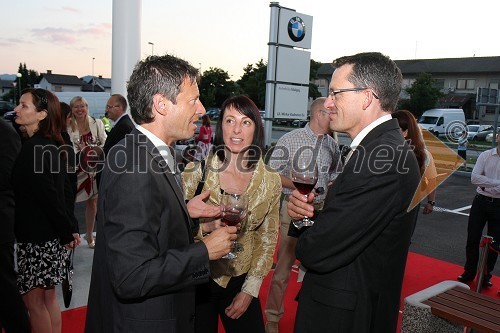 Franci Hren, področni vodja prodaje BMW Group Slovenija, Mateja Mlakar, diplomatska prodaja in prodaja velikim kupcem in Stefan Schaefer, direktor za kadre BMW Group Centralna in Vzhodna Evropa
