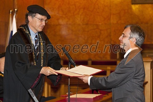 Prof. dr. Peter Maček, prorektor Univerze v Ljubljani in dr. Vlado Stankovski, Fakulteta za gradbeništvo in geodezijo Univerze v Ljubljani