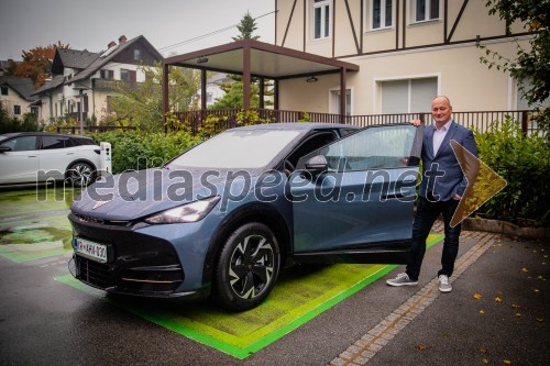 Prvi električni CUPRA SUV Tavascan 2024