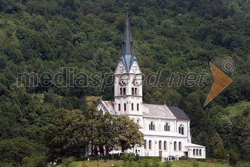 Cerkev Srca Jezusovega, Drežnica nad Kobaridom