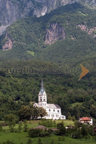 Cerkev Srca Jezusovega, Drežnica nad Kobaridom