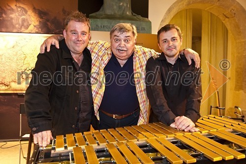 Boško Petrović Trio (Primož Grašič, kitarist, Boško Petrović, vibrafonist in Aleš Avbelj, basist)