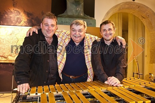 Boško Petrović Trio (Primož Grašič, kitarist, Boško Petrović, vibrafonist in Aleš Avbelj, basist)