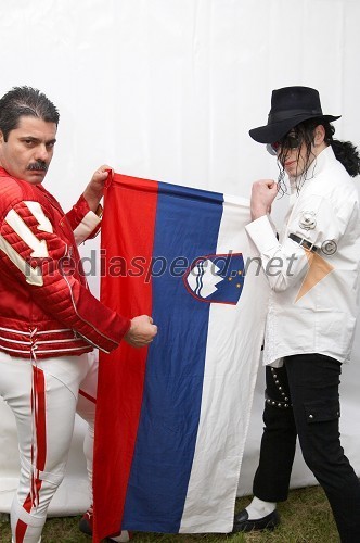 Ferdinando Altavilla, pevec skupine Merqury Band in Michael Jackson, Slovenija