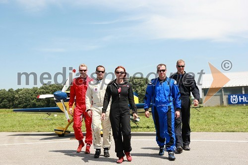 Sami Kontio, Peter Podlunšek, Kathel Boulanger, Adilson Kindleman in Martin Šonka, akrobatski piloti