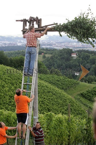 Postavljanje kloptca na Meranovem