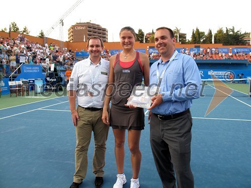 Fabrice Chouquet, predstavnik zveze Sony Ericsson WTA Tour, Dinara Safina, teniška igralka, in Andrej Bizjak, direktor turnirja Banka Koper Slovenia Open