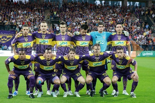 Nogometaši NK Maribor