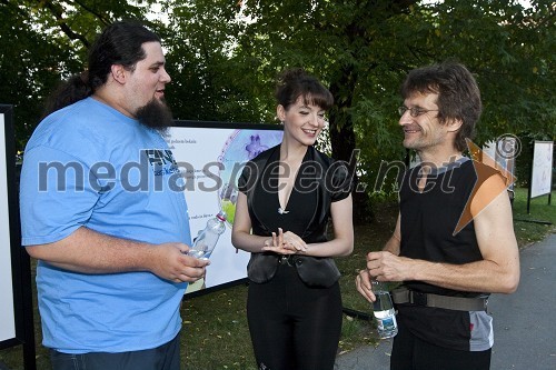 Boštjan Gorenc - Pižama, stand-up komik, Tjaša Koprivec, urednica Založbe Sanje in Rok Zavratnik, direktor Založbe Sanje in direktor Festivala Sanje