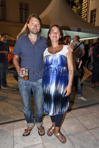 Miha Guštin - Gušti, glasbenik in njegova žena Chantal